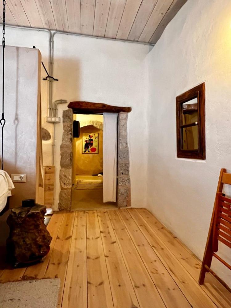 Kreta, Kritsa: Elegant renoviertes Haus mit schöner Aussicht zu verkaufen