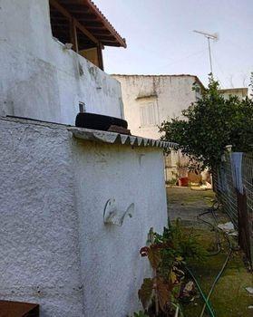 Kreta, Chani Alexandrou: Gebäude mit Wohnung und Lager zum Verkauf