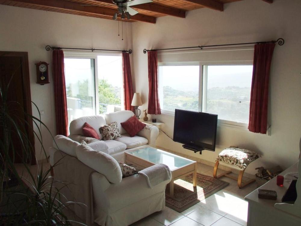 East Crete, Chamaizi: บ้านพร้อมทิวทัศน์ภูเขาและทะเลอันน่าทึ่งสำหรับขาย