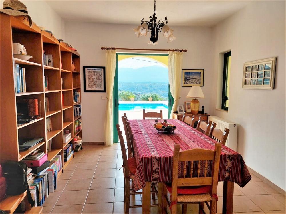 MIT BESICHTIGUNGSVIDEO! Kreta, Kampia Chania: Atemberaubende freistehende Villa mit Pool zum Verkauf