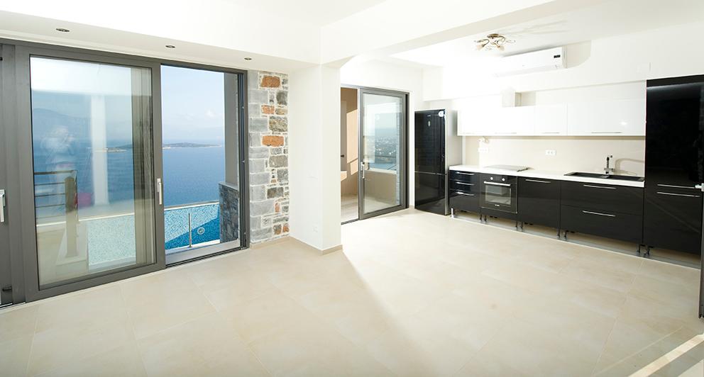 Hochmoderne Villa mit 4 Schlafzimmern, atemberaubendem Meerblick und Swimmingpool