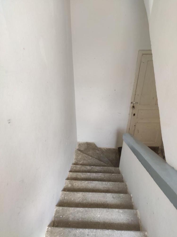 Große Wohnung im ersten Stock im Zentrum von Neapoli, Kreta