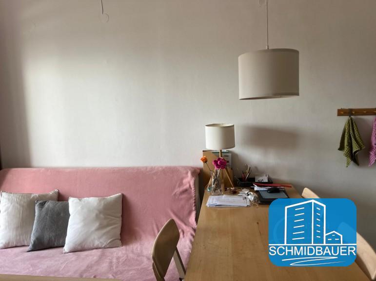 Kreta, Agia Galini: Haus zum Verkauf im Zentrum eines Küstendorfes mit separatem Gästezimmer