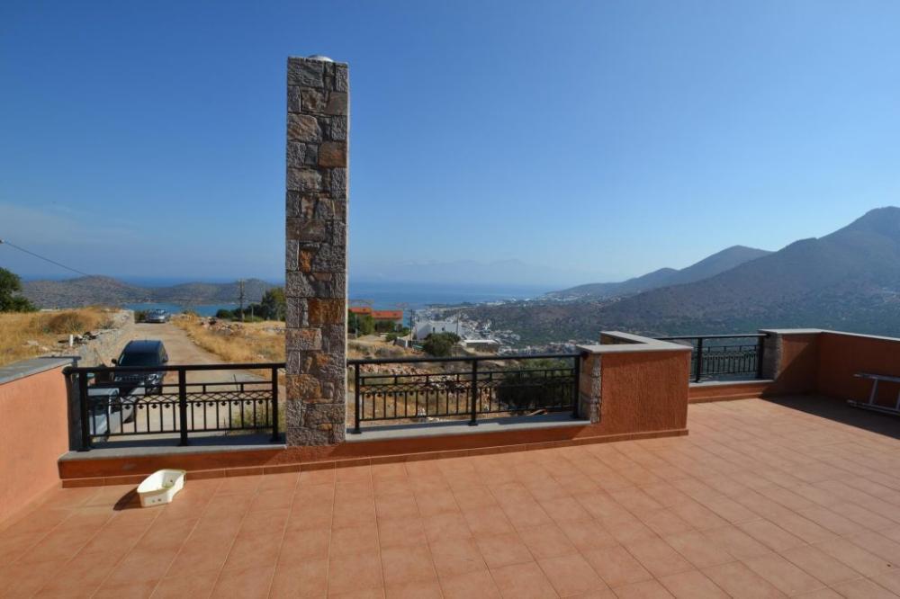 Kreta, Elounda: Atemberaubendes Steinhaus mit toller Aussicht zu verkaufen