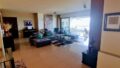 Kreta, Heraklion: 4-Zimmer-Wohnung im Zentrum zu verkaufen - direkt am Meer!