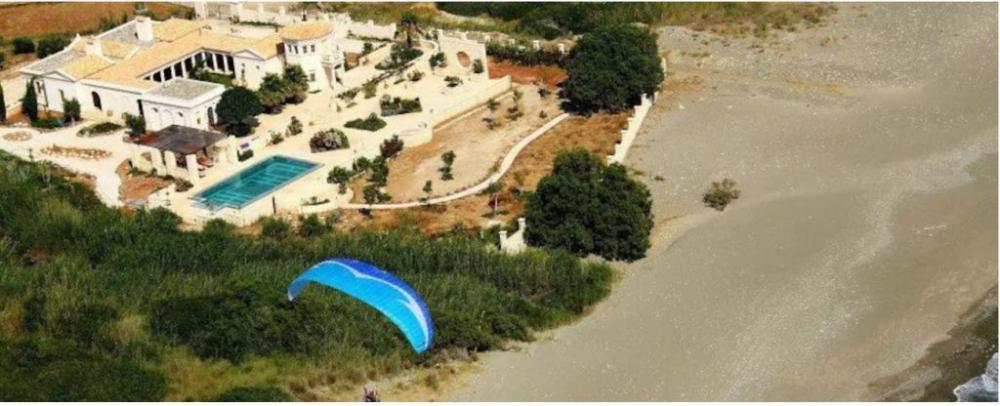 Südostkreta, Lagkada: Traumhafte Luxusvilla direkt am Meer zu verkaufen