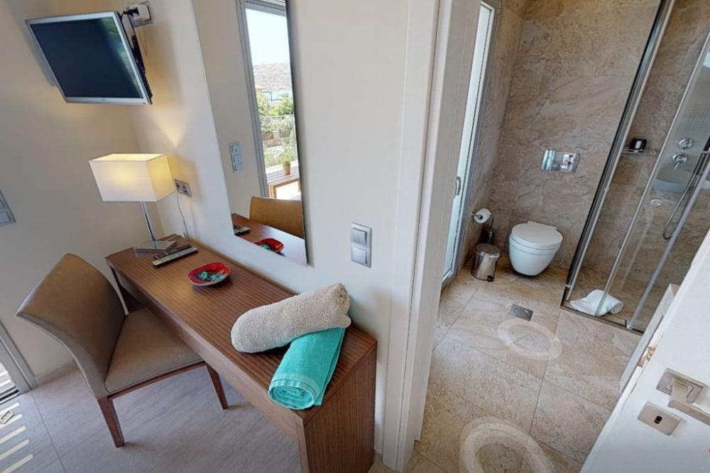 Kréta, Tsifliki: Környezetbarát villa medencével, kerttel és jakuzzival eladó Elounda közelében