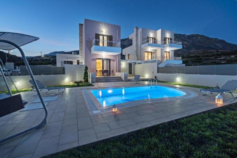 Kreta - Zwei freistehende Häuser mit Meerblick in Triopetra