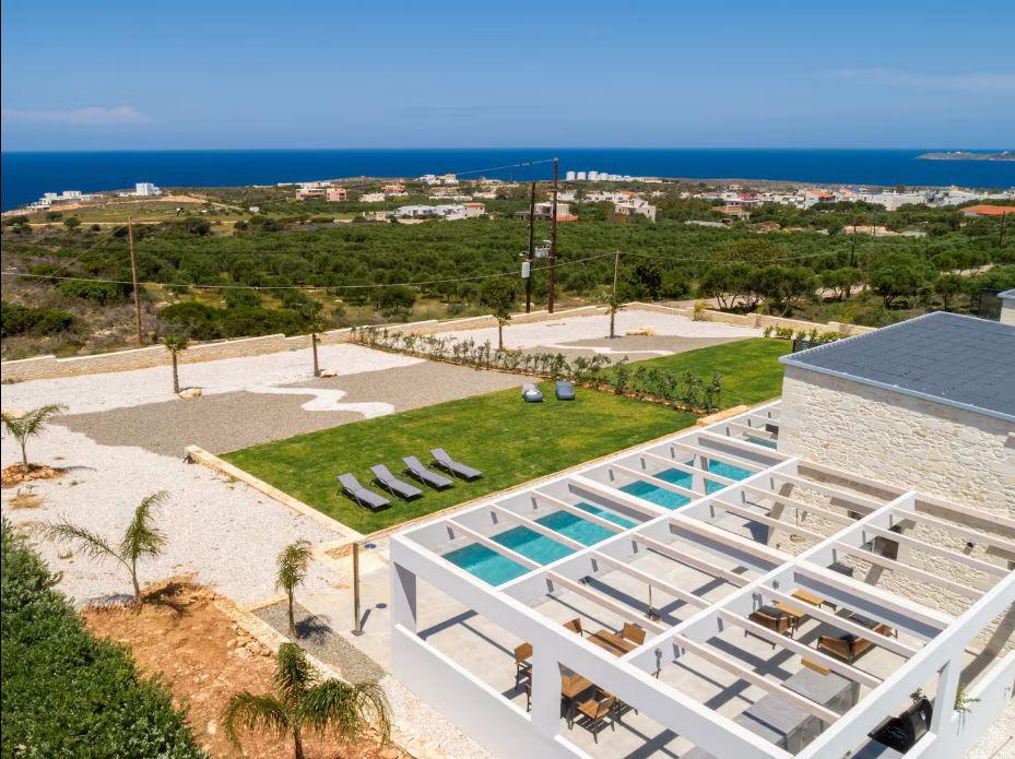 Kreta, Agios Onoufrios: Elegante Villa aus weißem Stein mit Meerblick zu verkaufen