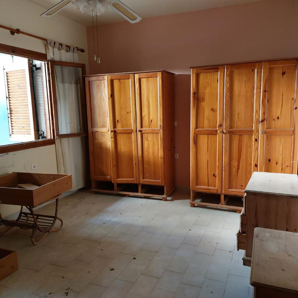 Nordostkreta, Petras: Schönes 2-stöckiges Haus in unmittelbarer Meeresnähe zu verkaufen