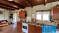 Kreta, Alithini: Ferienhaus inmitten eines Olivenhains zu verkaufen