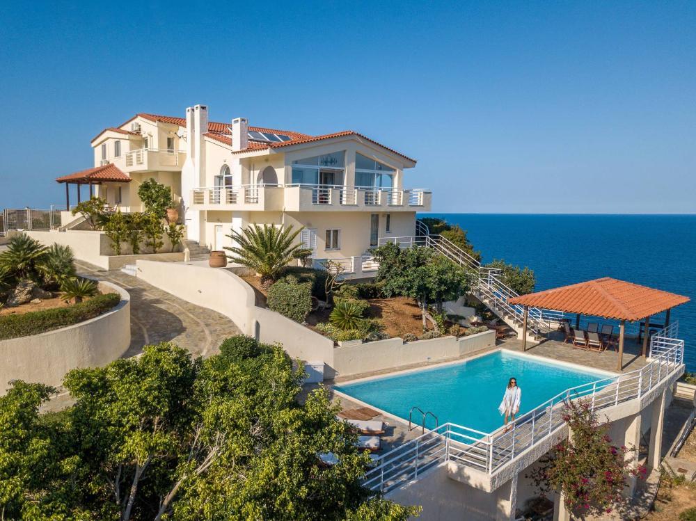 Kreta, Agia Pelagia: Luxusvilla mit herrlichem Meerblick in der Nähe von Heraklion zu verkaufen