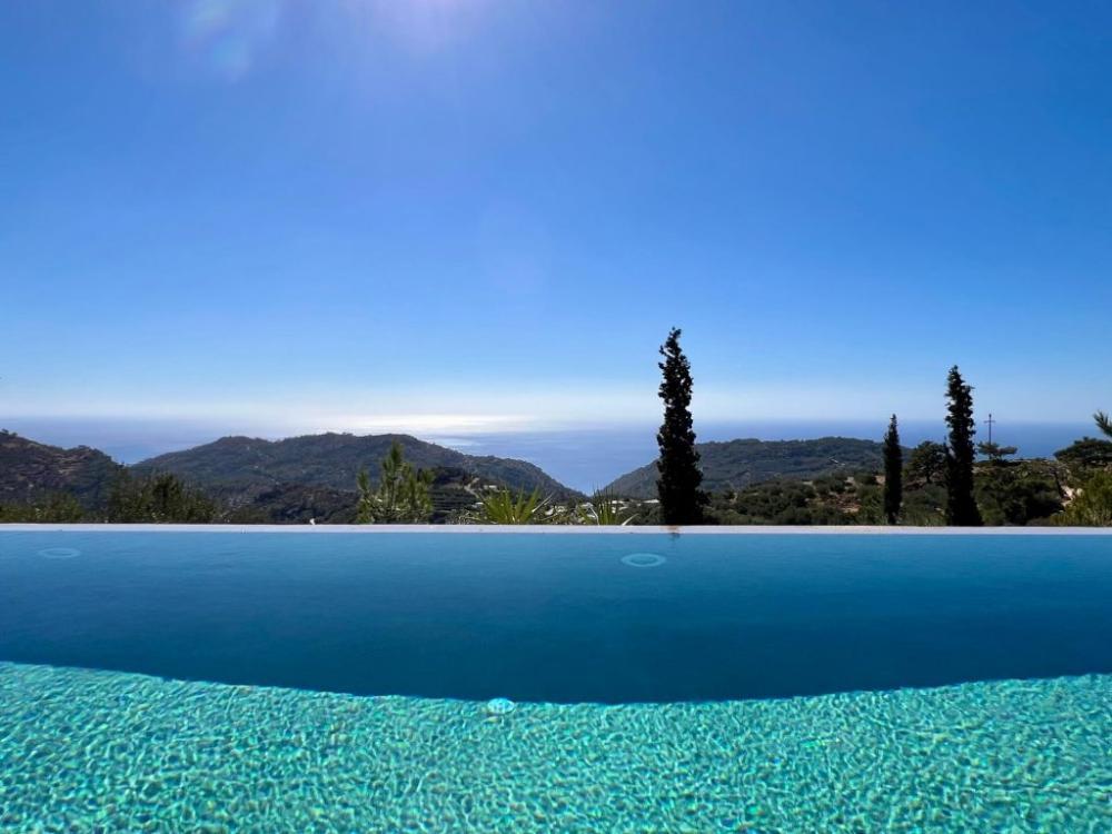 MIT VIDEO: Kreta, Schinokapsala: Exquisite Villa mit Pool, weitläufigen Gärten und atemberaubendem Panoramablick