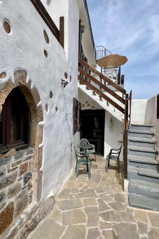 Kreta, Choumeriakos: Charmantes Dorfhaus mit Bergblick zu verkaufen