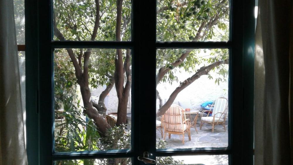 Kreta, Limnes: Charmantes Dorfhaus mit schönem Innenhof und Terrasse zu verkaufen
