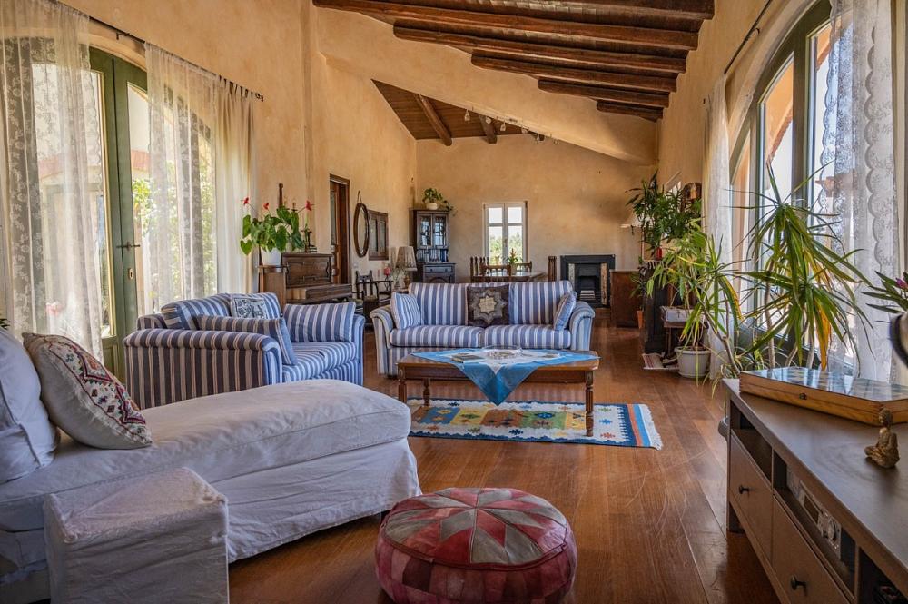 Kreta, Polemarchi: Große rusikale Villa mit tollem Meerblick zu verkaufen