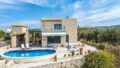 Kreta, Loutra: Steinvilla mit wunderschönem Meerblick zu verkaufen