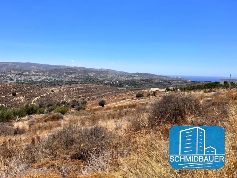 Kreta, Kamilari: Grundstück am Rande eines touristischen Dorfes zu verkaufen