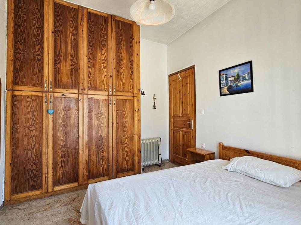 Kreta - Bungalow mit Garten und Dachterrasse im Zentrum von Milatos in der Nähe des Meeres