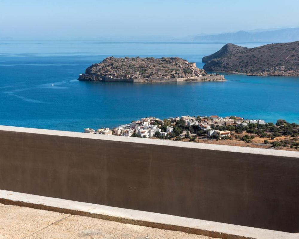 Kréta, Plaka: Luxusvilla panorámás kilátással a tengerre Spinalonga szigete felett eladó