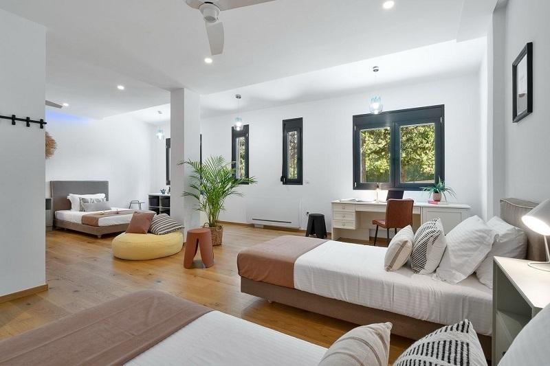 Kreta, Chania: Luxuriöse Villa mit Meerblick und Gästestudio in Agios Matthaios zu verkaufen