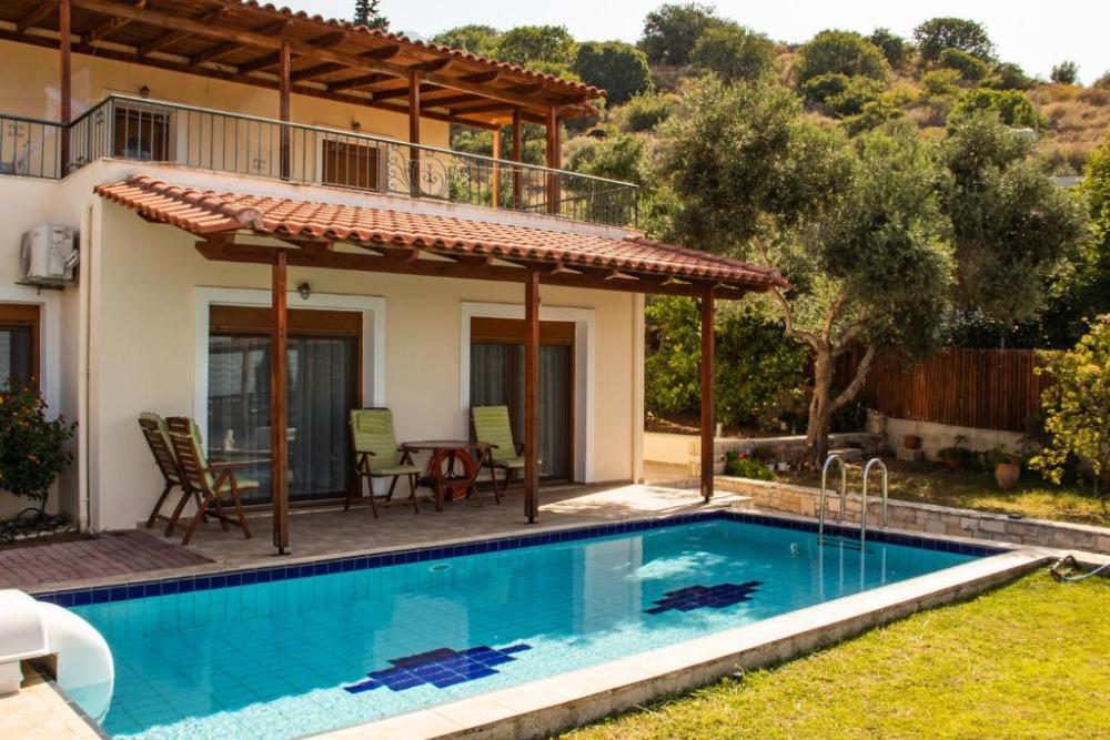Schöne Villa mit Blick auf das Meer in Kournas
