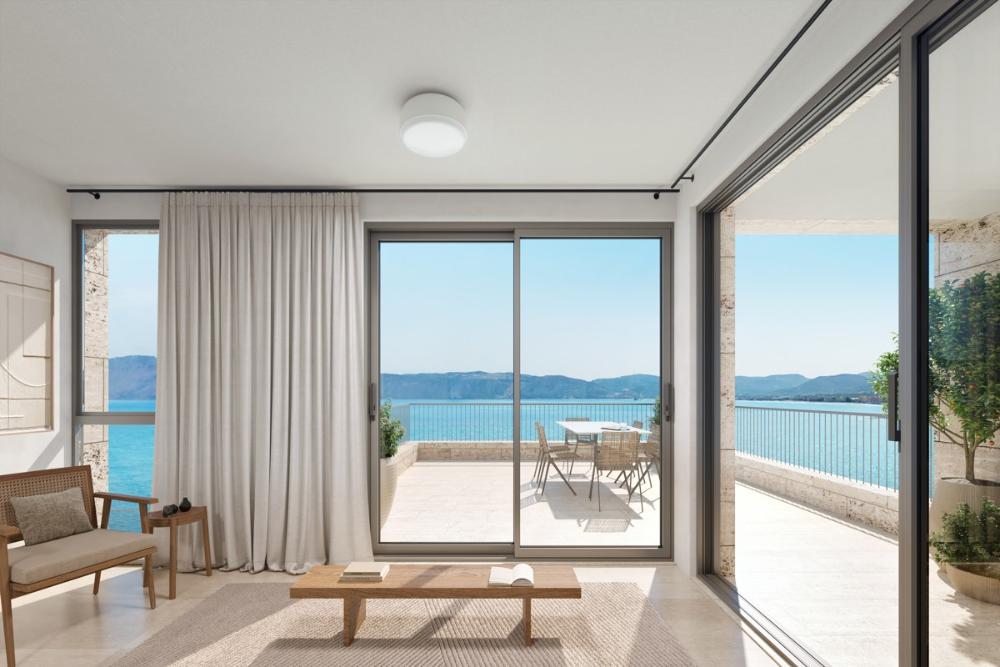 Kreta, Kissamos: Elegante Wohnung am Meer mit unverbautem Blick auf die Ägäis zu verkaufen