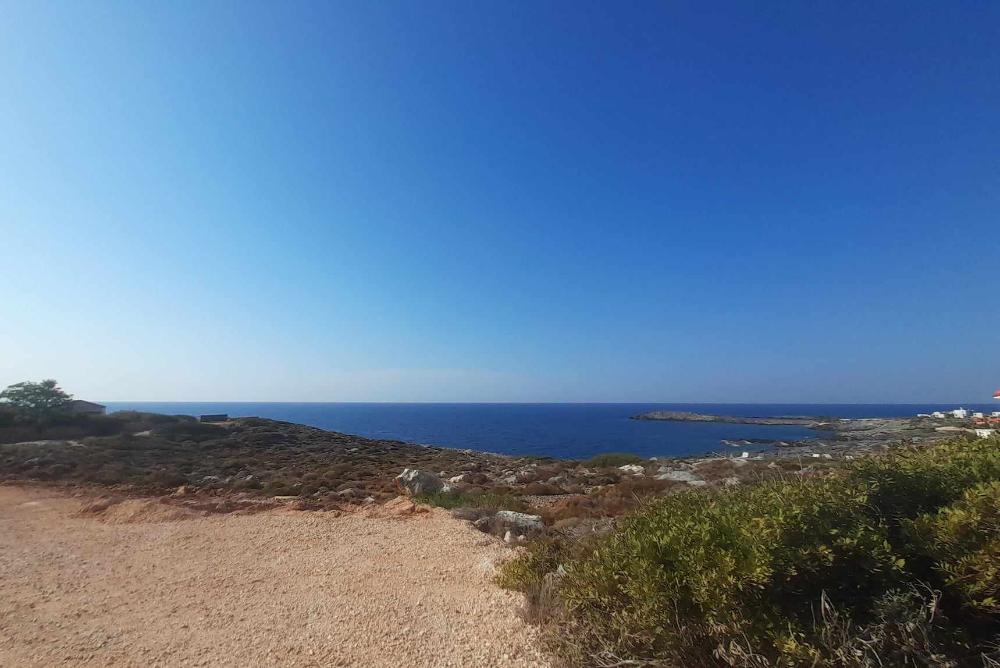 Kréta, Stavros: Saroktelek tengerre néző kilátással eladó