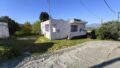 Kreta, Gonia: Zweistöckiges Haus mit Restbaurechten und Garten zu verkaufen