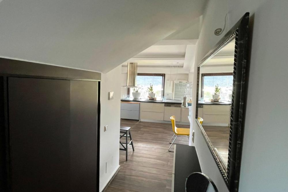 Kreta, Kritsa: Wunderschöne Villa mit Gäste-Loft-Apartment in sehr entspannender Lage zu verkaufen