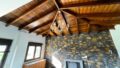 Kreta, Kritsa: Wunderschöne Villa mit Gäste-Loft-Apartment in sehr entspannender Lage zu verkaufen