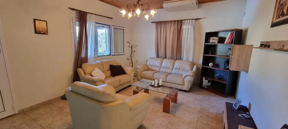 Kreta, Heraklion: Einfamilienhaus in Athanatoi zu verkaufen