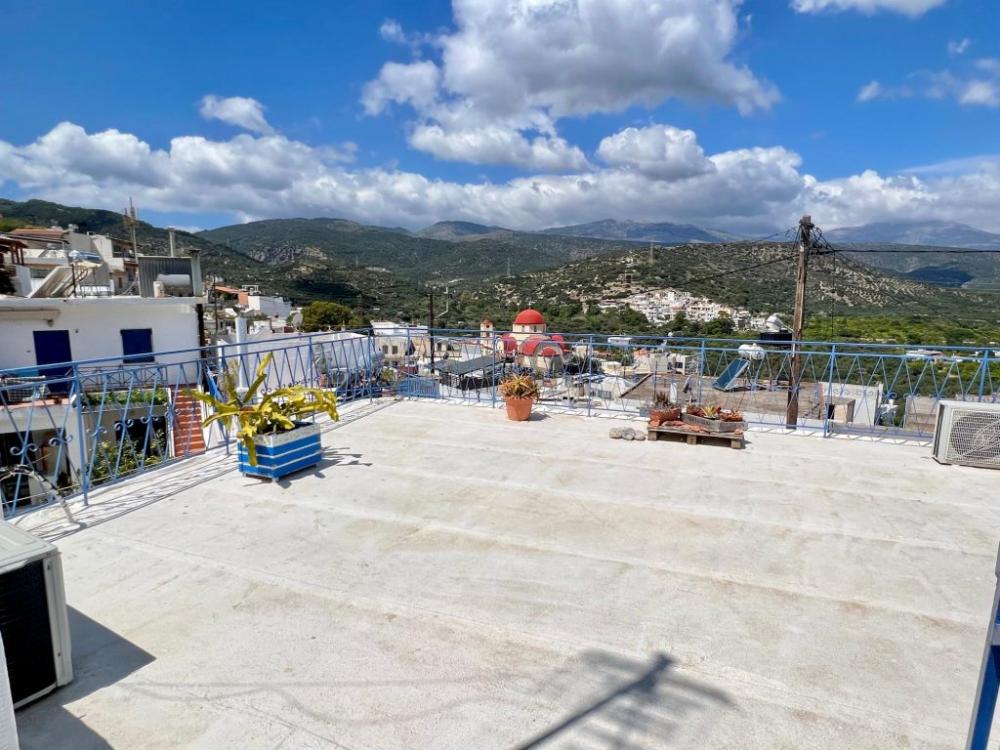 Kreta, Kalo Chorio: Großes Dorfhaus zu verkaufen