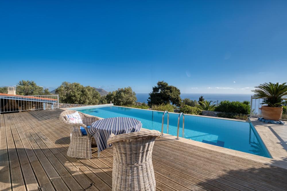 Crete, Kefalas: ขายวิลล่าสวยพร้อมสระว่ายน้ำและวิวทะเล
