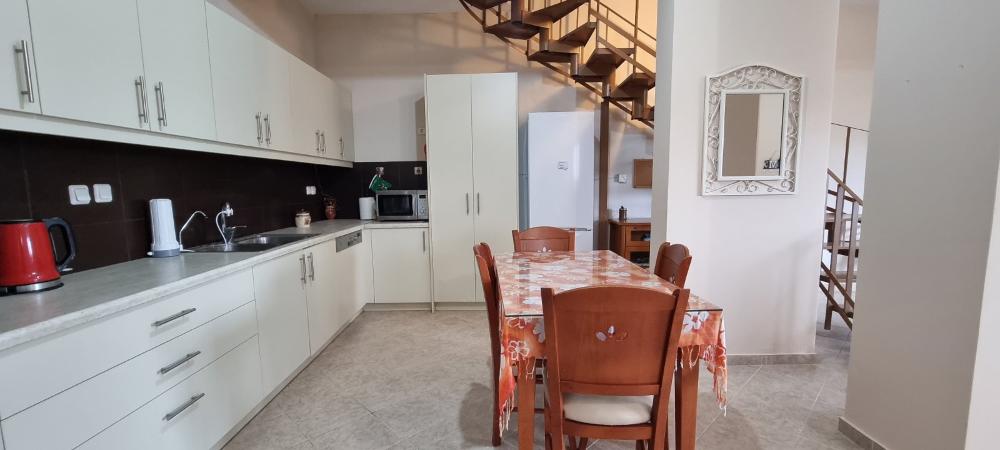 Kreta, Prassas: Ausgezeichnete 3-Zimmer-Maisonette-Wohnung zu verkaufen