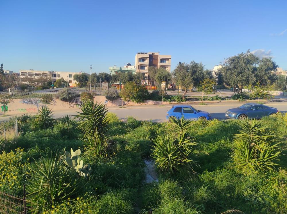 Kreta, Chania: Zwei unfertige Stockwerke mit Meerblick zu verkaufen