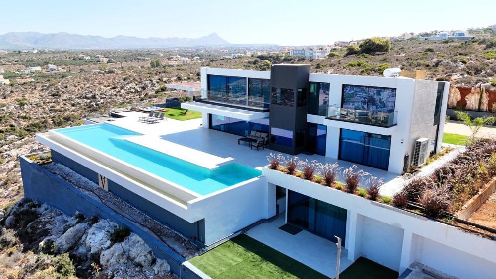Kreta, Agios Onoufrios: Repräsentative Villa mit Meerblick, Infinity-Pool und Aufzug zu verkaufen