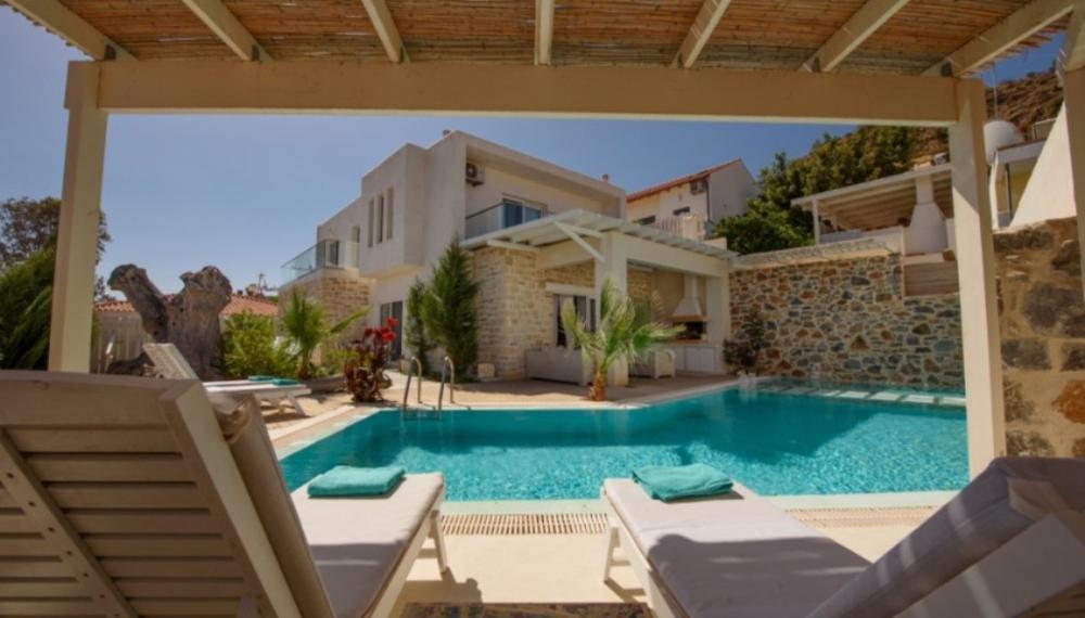 Crete, Pitsidia: วิลล่าที่ยอดเยี่ยมพร้อมสระว่ายน้ำและทิวทัศน์ของภูเขา Psiloritis