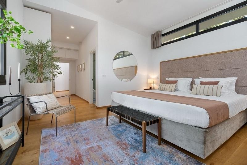 Kreta, Chania: Luxuriöse Villa mit Meerblick und Gästestudio in Agios Matthaios zu verkaufen