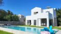 Kreta, Litsarda: Moderne Designvilla mit privatem Pool und Bergblick zu verkaufen
