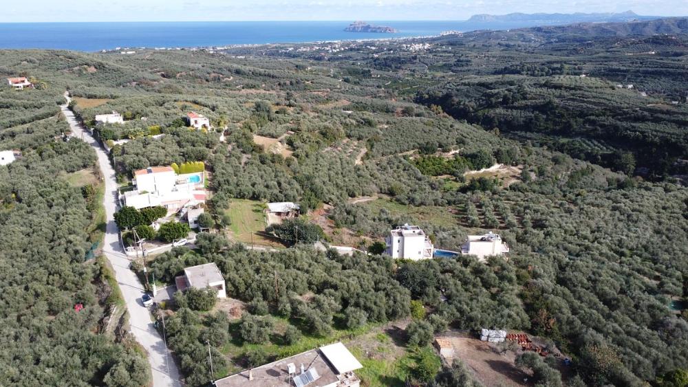 Kreta, Xirokampi: Grundstück mit Meer- und Bergblick in ruhiger Lage zu verkaufen
