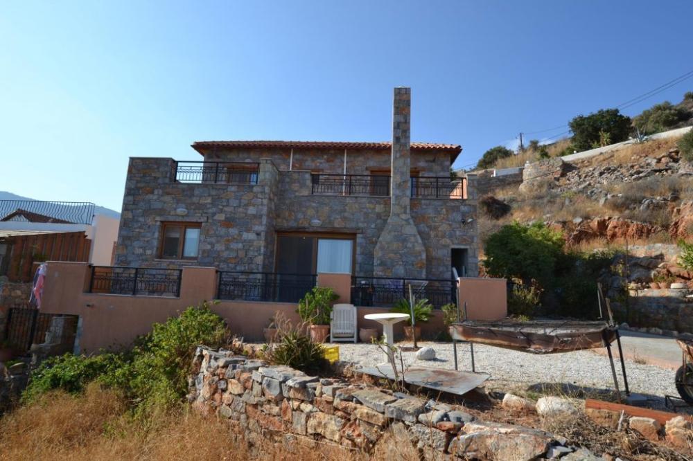 Kreta, Elounda: Atemberaubendes Steinhaus mit toller Aussicht zu verkaufen