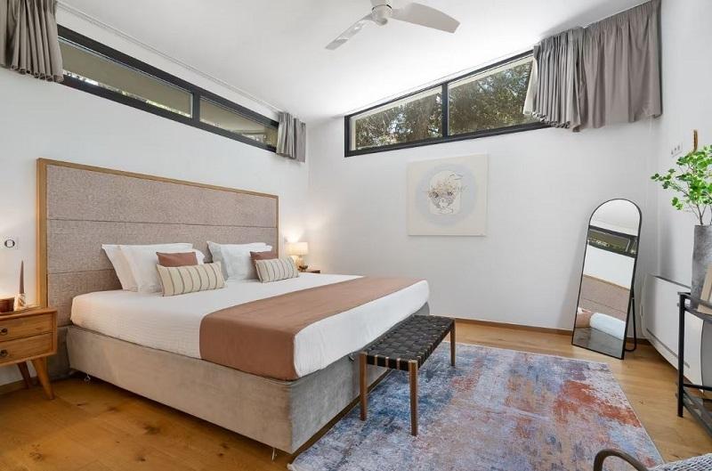 Kreta, Chania: Luxuriöse Villa mit Meerblick und Gästestudio in Agios Matthaios zu verkaufen