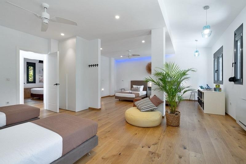 Kreta, Chania: Luxuriöse Villa mit Meerblick und Gästestudio in Agios Matthaios zu verkaufen