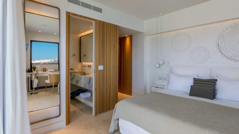 ครีต อากิโอส นิโคลอส: โรงแรมดีลักซ์ 5* พร้อมชายหาดส่วนตัวสำหรับขาย