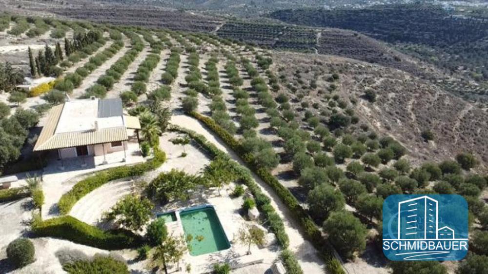Kreta, Kalamaki: Haus mit herrlichem Blick auf die Südküste zu verkaufen