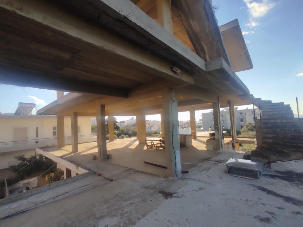Kreta, Chania: Zwei unfertige Stockwerke mit Meerblick zu verkaufen