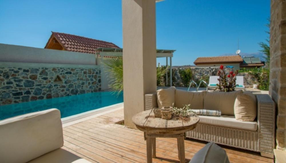 Crete, Pitsidia: วิลล่าที่ยอดเยี่ยมพร้อมสระว่ายน้ำและทิวทัศน์ของภูเขา Psiloritis