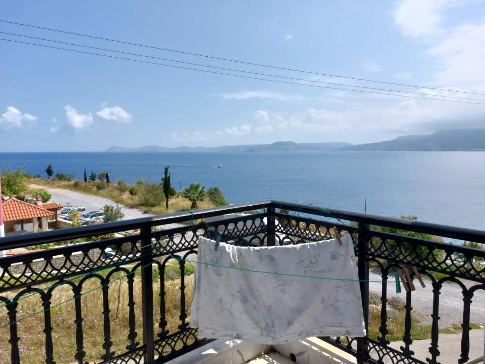 Ostkreta, Sitia: Schönes 2-stöckiges Haus mit Meerblick zu verkaufen