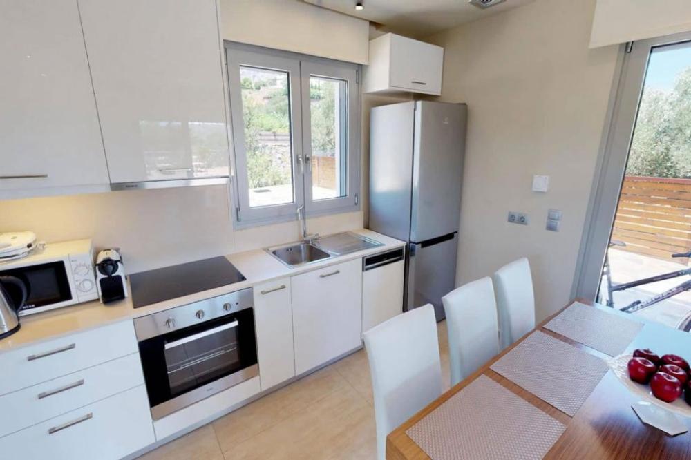 Kréta, Tsifliki: Környezetbarát villa medencével, kerttel és jakuzzival eladó Elounda közelében